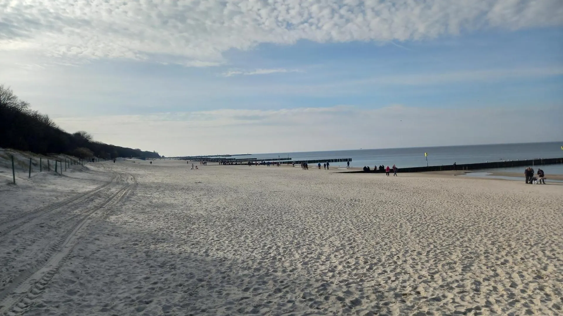Lulu Apartments - Rosa - Studio Hotelowe Z Klimatyzacja I Konsola Ps4 - Solny Resort Kolobrzeg Poland