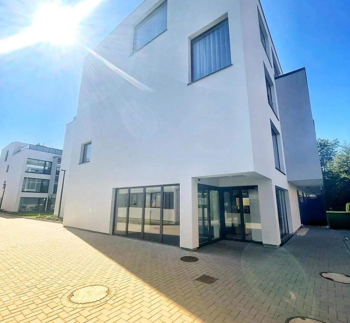 Lulu Apartments - Rosa - Studio Hotelowe Z Klimatyzacja I Konsola Ps4 - Solny Resort Kolobrzeg